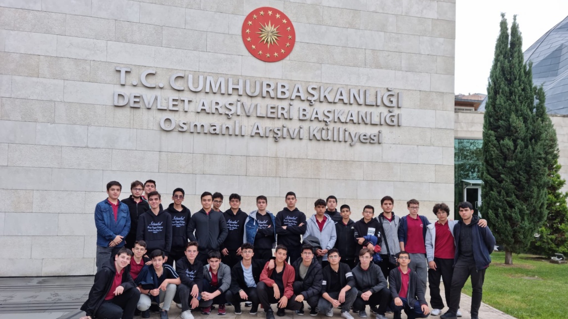 Cumhurbaşkanlığı Devlet Arşivleri Başkanlığı Osmanlı Arşivi Külliyesine Gezi Düzenlendi