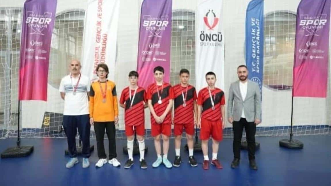 Futsalda Okulumuz İstanbul İkicisi Oldu